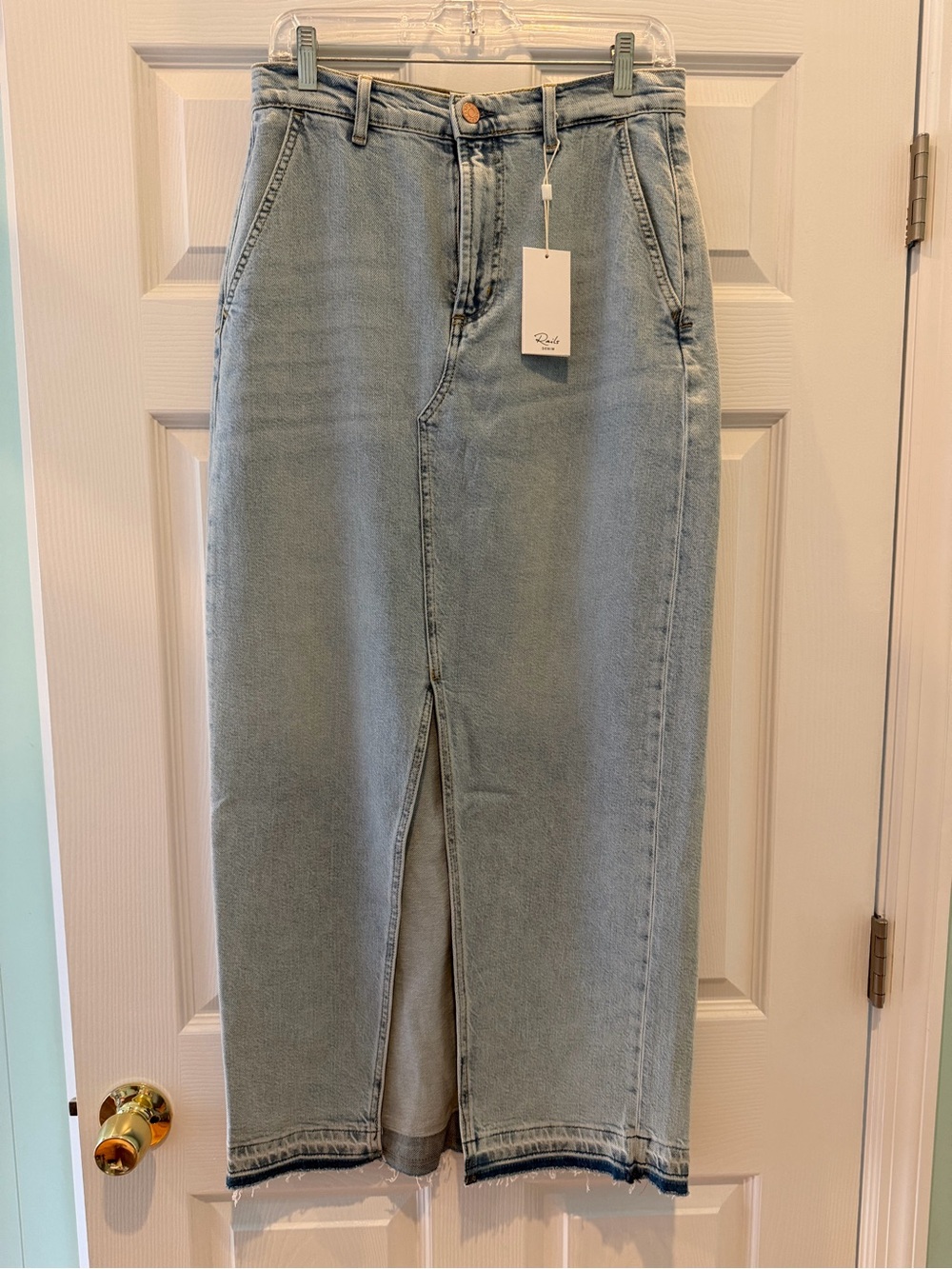 NWT Rails Women's Blue Denim Midi Pencil Skirt Pockets Slit, Size M